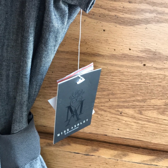 Top - Picture 5 of 6